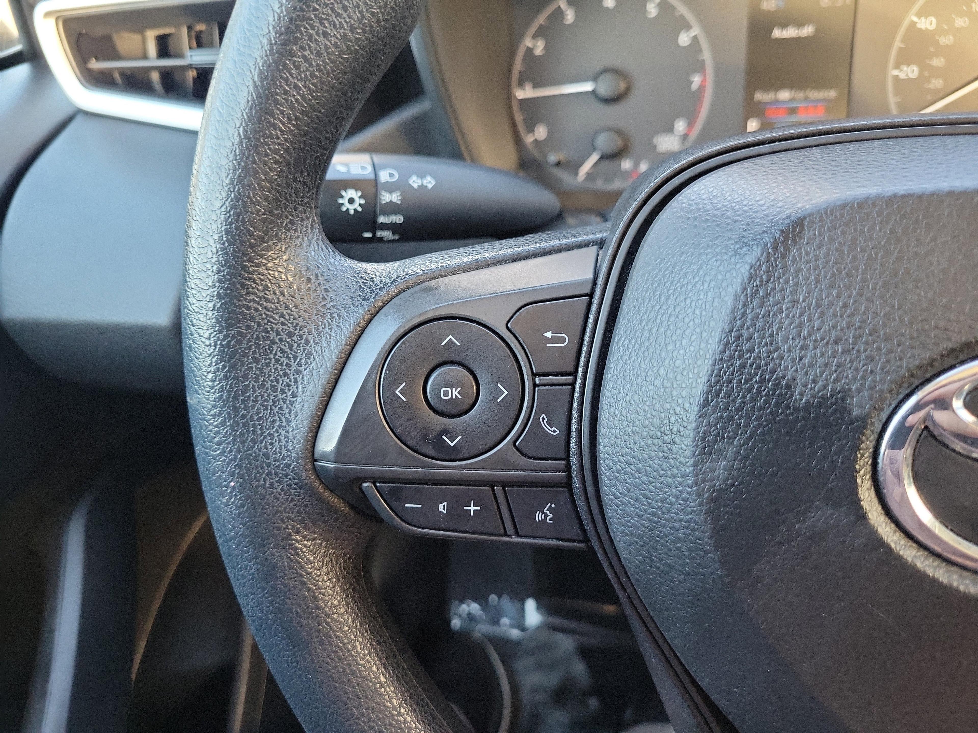 Toyota Corolla Le Fwd - Thumbnail 17