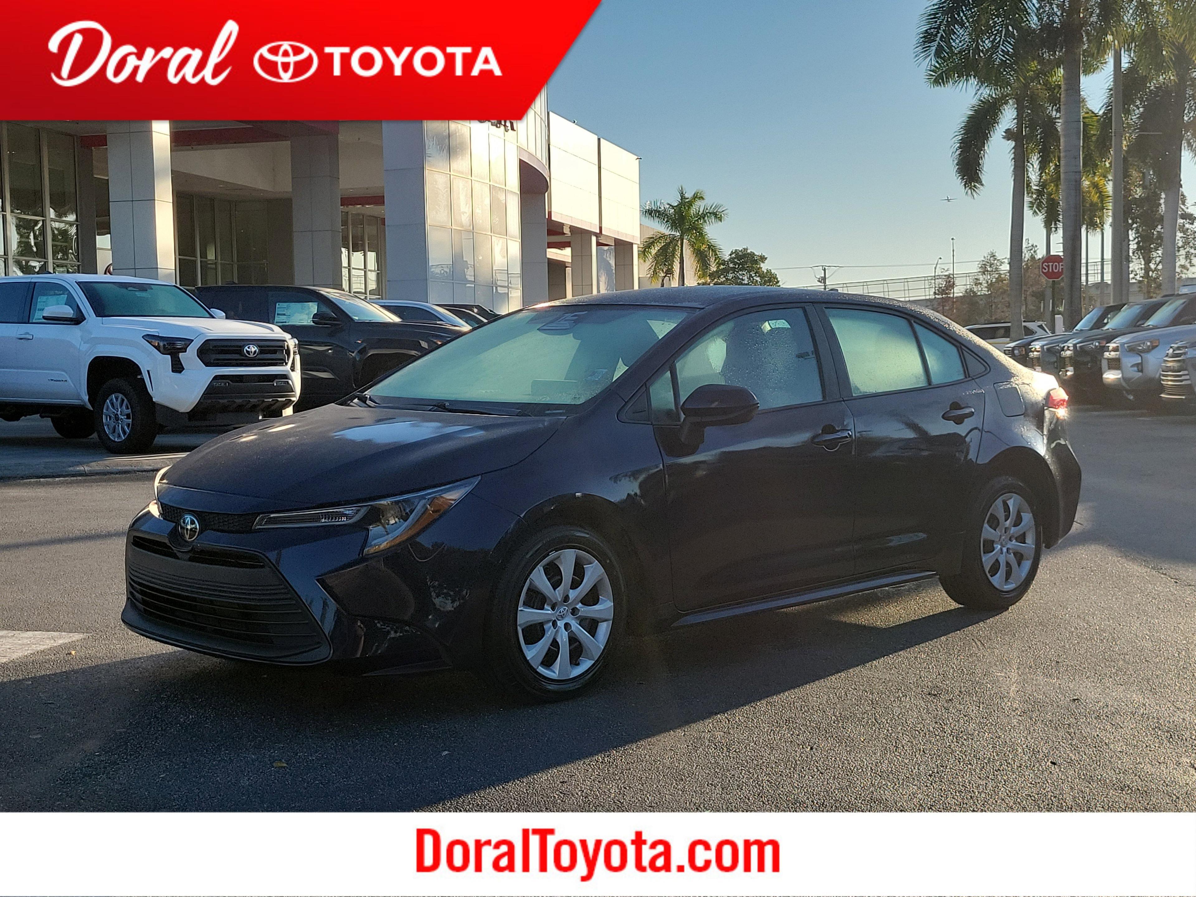 Toyota Corolla Le Fwd - Thumbnail 2