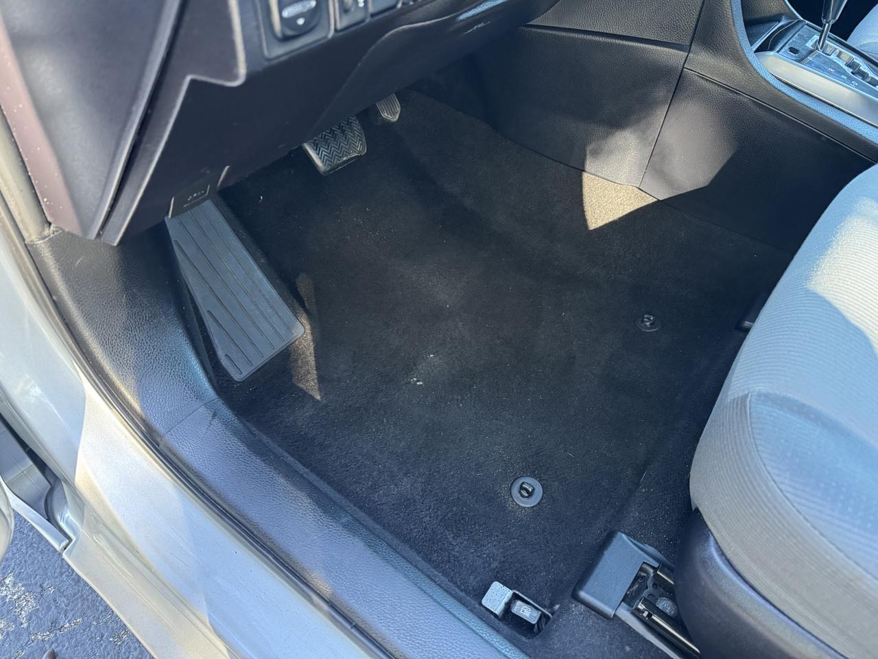 Toyota Corolla - Thumbnail 15