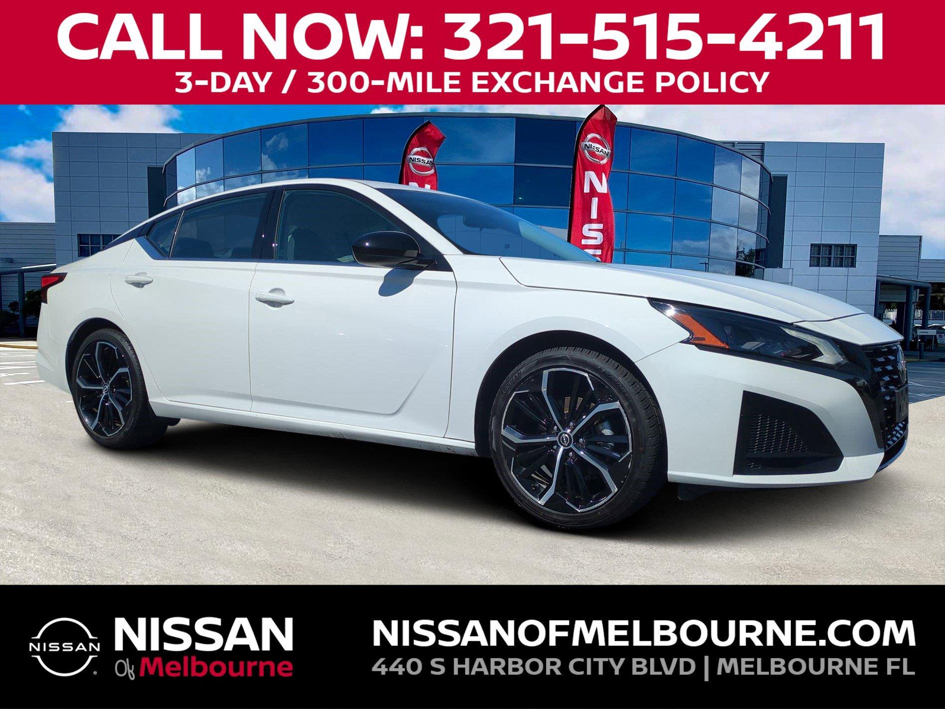 Nissan Altima - View 1