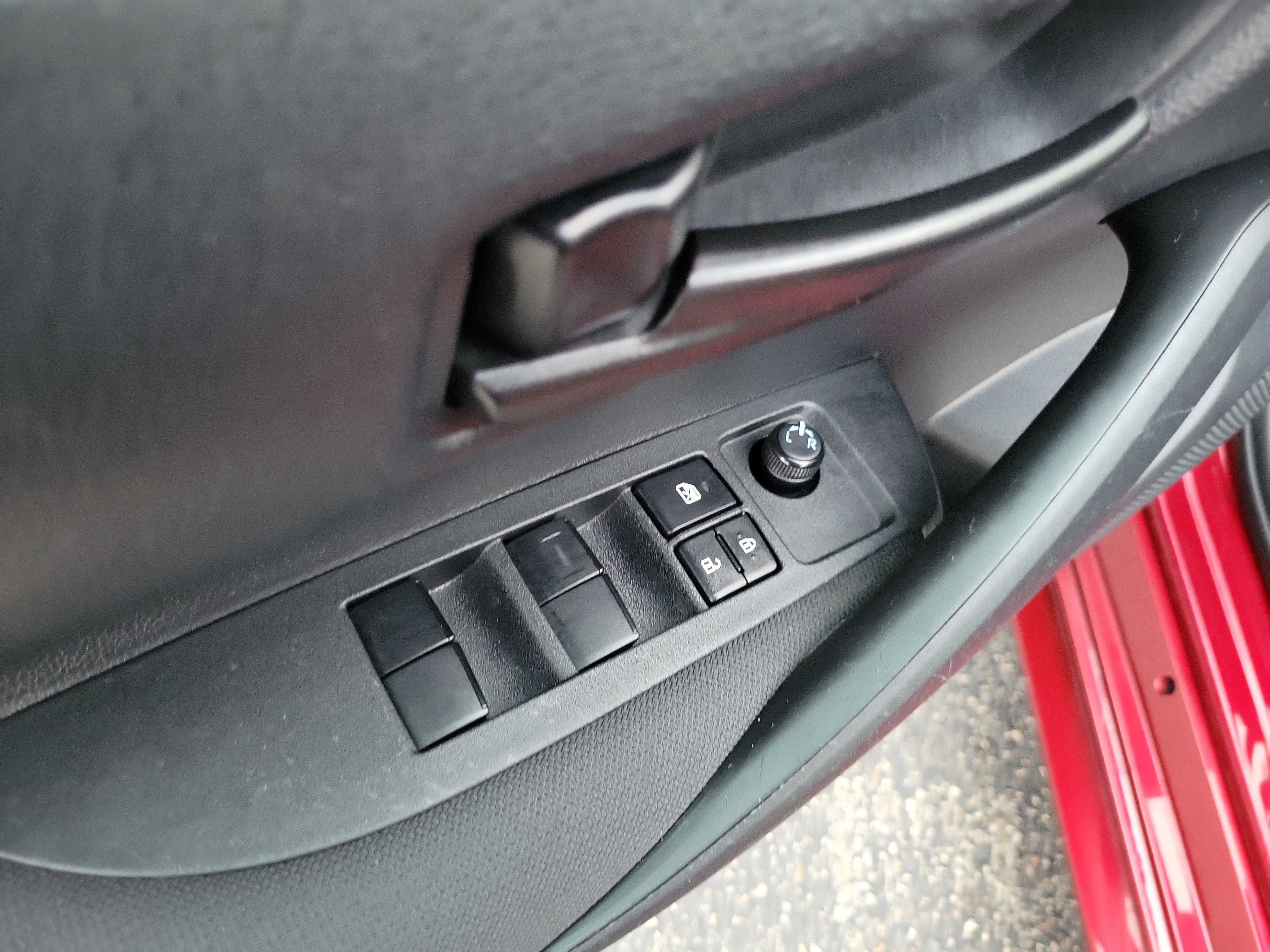 Toyota Corolla Le Fwd - Thumbnail 14