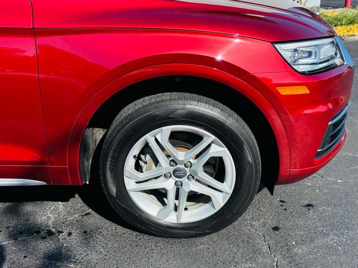 Audi Q5 Premium - Thumbnail 3