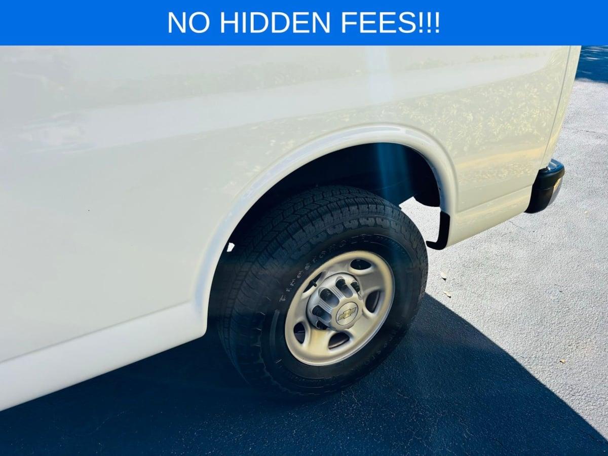 Chevrolet Express Cargo Van - Thumbnail 9