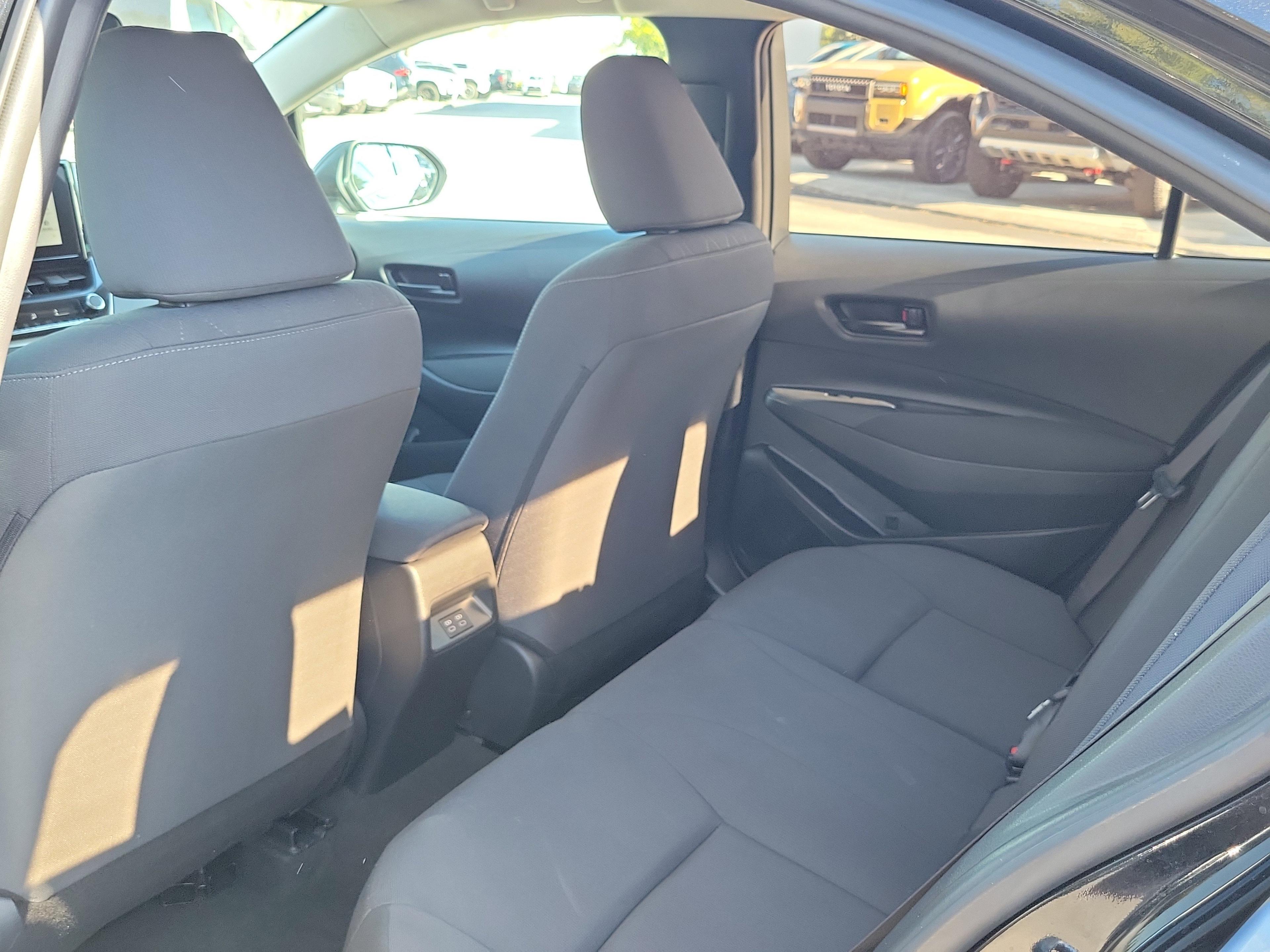 Toyota Corolla Le Fwd - Thumbnail 10