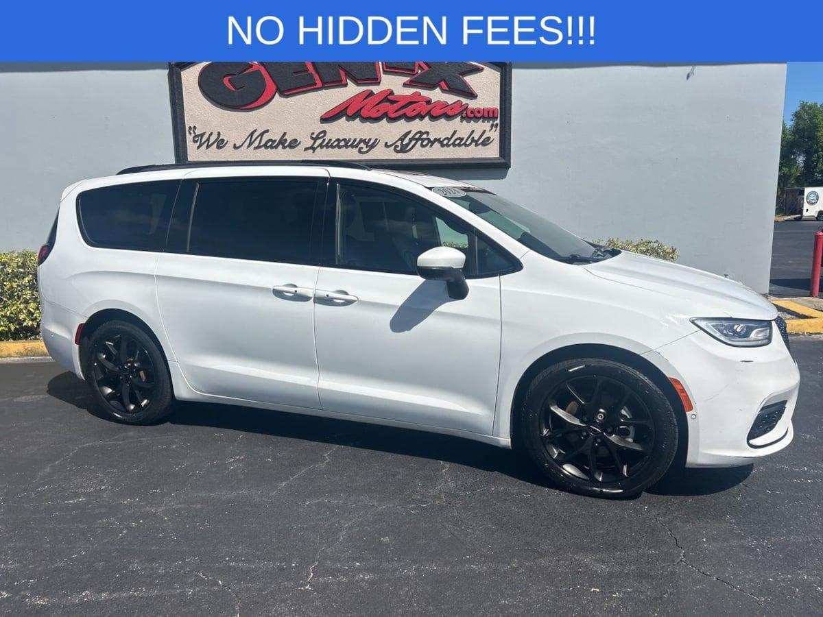 Chrysler Pacifica Touring L - Thumbnail 6