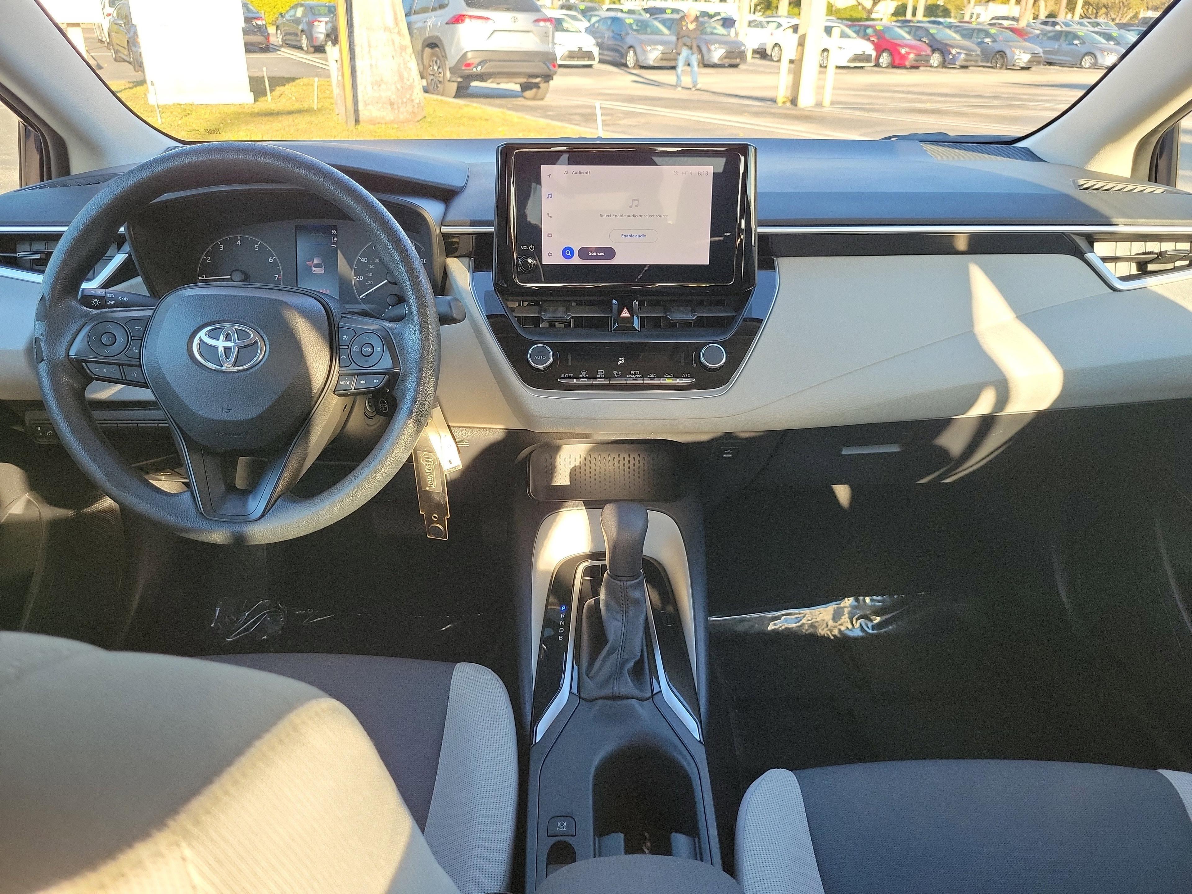 Toyota Corolla Le Fwd - Thumbnail 12