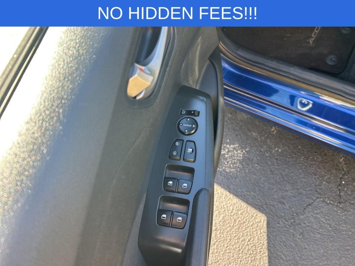 Hyundai Accent Se - Thumbnail 14