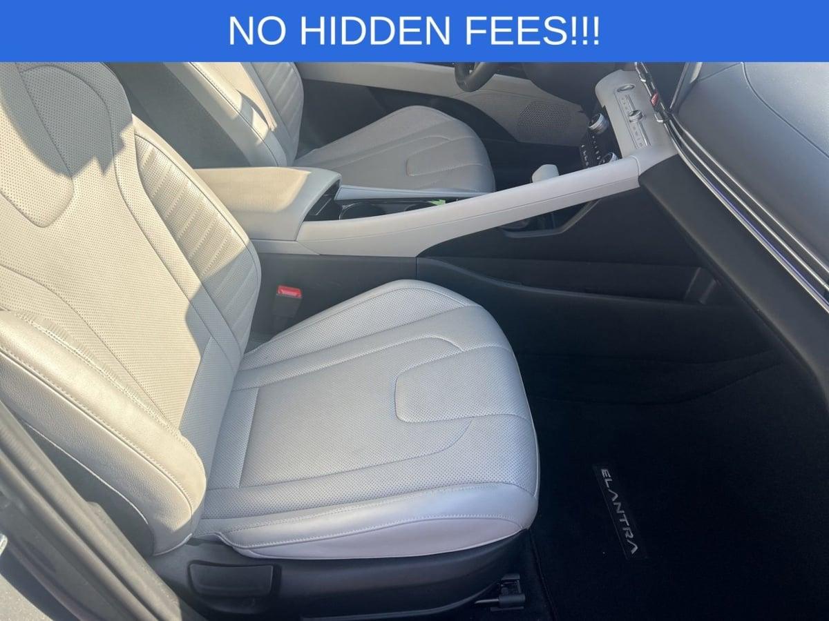 Hyundai Elantra Limited - Thumbnail 18