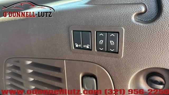 Chevrolet Suburban Premier 2Wd | Stock No: Ag450 - Thumbnail 13