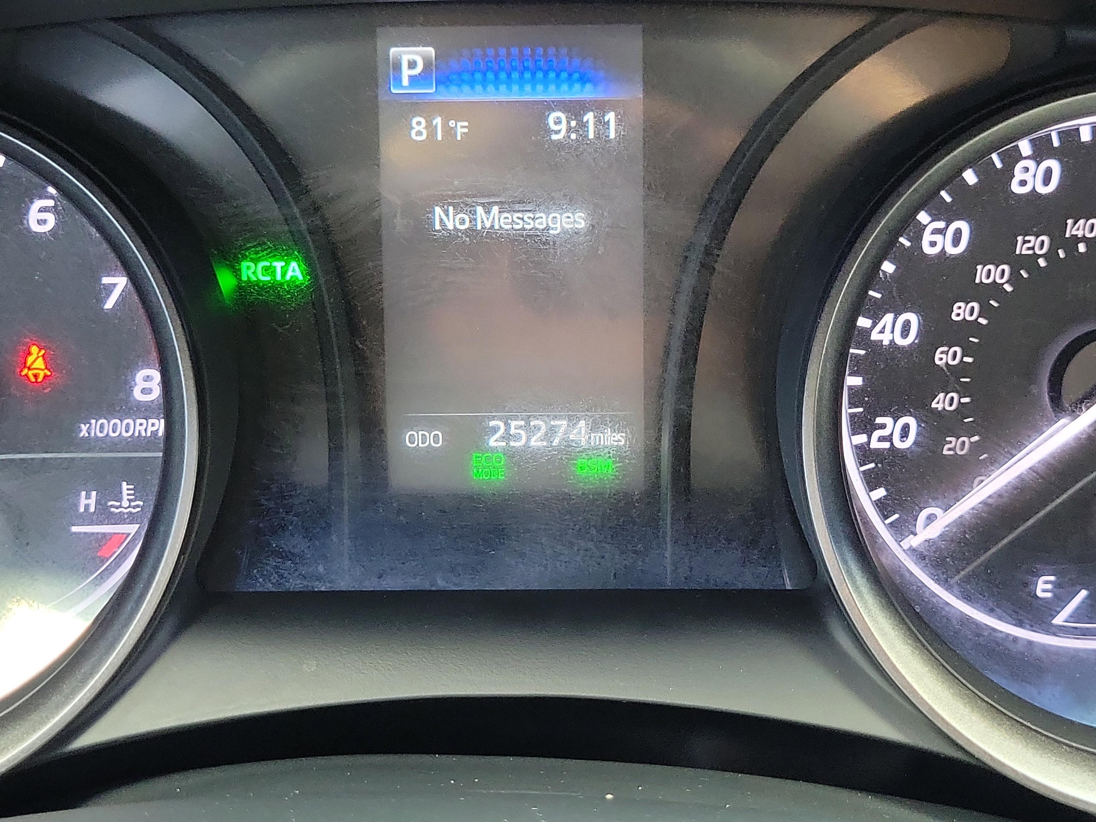 Toyota Camry Se Fwd - Thumbnail 19