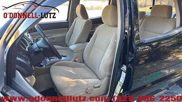 Toyota Tacoma Prerunner Sr5 Double Cab Auto 2Wd W/ Sr5 Extra Value Package | Stock No: Fe103 - Thumbnail 13