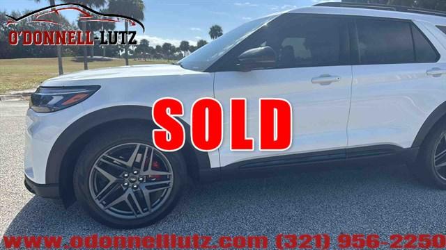 Ford Explorer St Awd W/ Sun & Sound Package | Stock No: Fe106 - Thumbnail 5