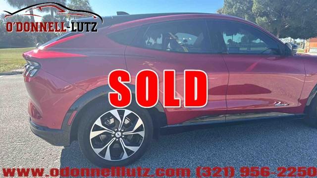 Ford Mustang Mach-E Premium W/ 91Kwh Usable Ext Battery** - Thumbnail 9