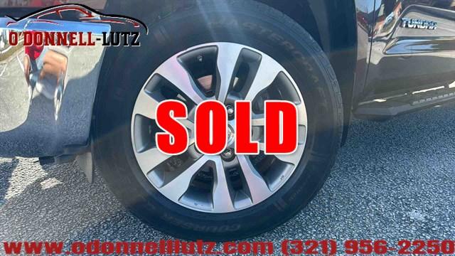 Toyota Tundra Limited 5.7L Ffv Crewmax 2Wd | Stock No: De489 - Thumbnail 3