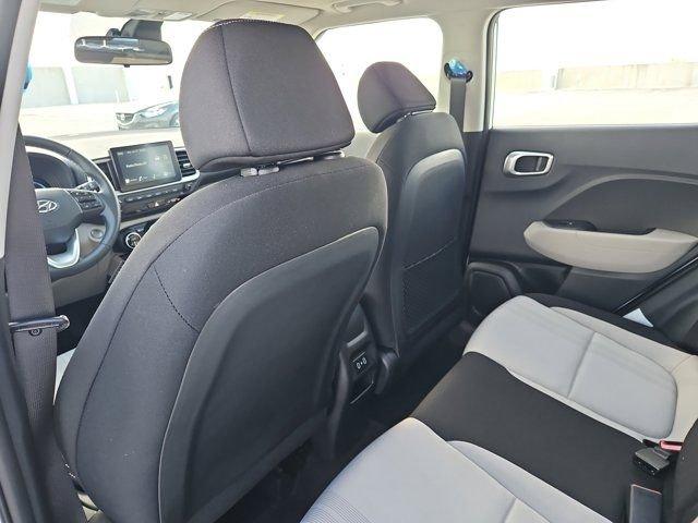 Hyundai Venue Sel Fwd 4D Sport Utility - Thumbnail 11