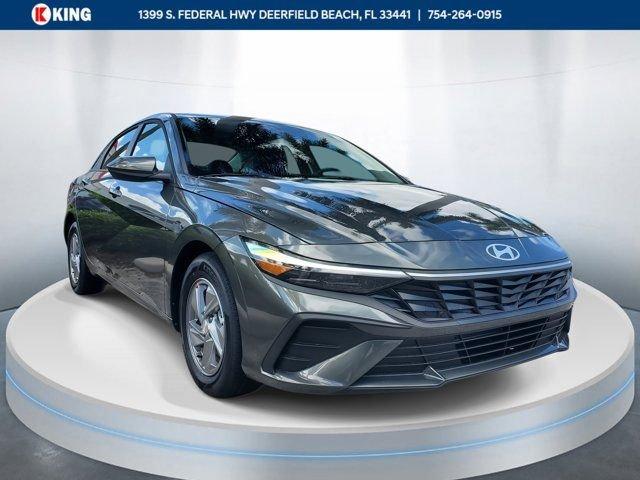 Hyundai Elantra Se Fwd 4D Sedan - View 1