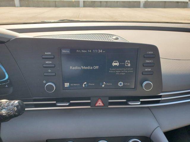 Hyundai Elantra Se Fwd 4D Sedan - Thumbnail 18