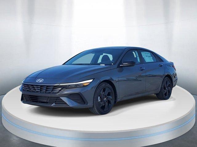 Hyundai Elantra Sel Sport Fwd 4D Sedan - Thumbnail 3