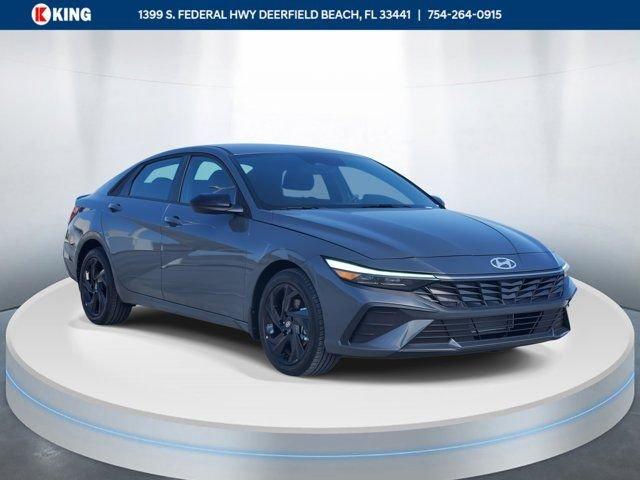 Hyundai Elantra Sel Sport Fwd 4D Sedan - Thumbnail 2