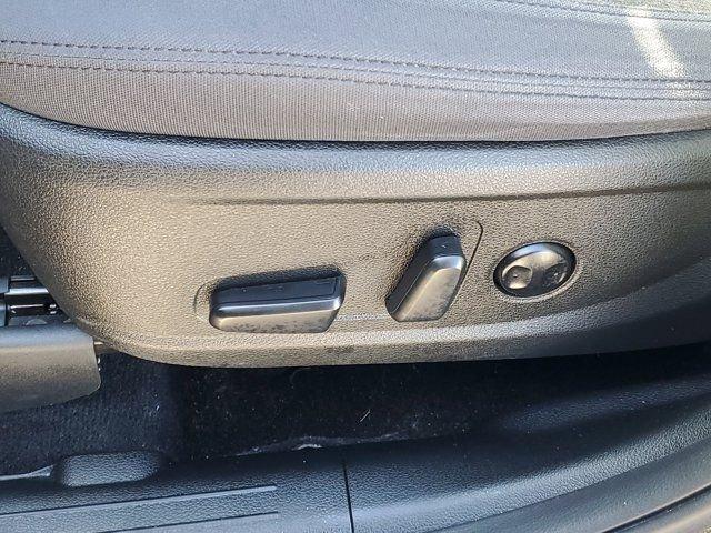 Hyundai Santa Fe Sel Fwd 4D Sport Utility - Thumbnail 18