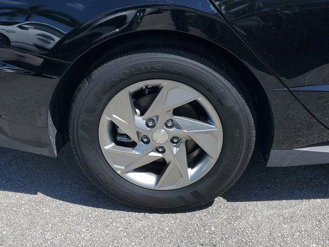 Hyundai Sonata Se Fwd 4D Sedan - Thumbnail 6