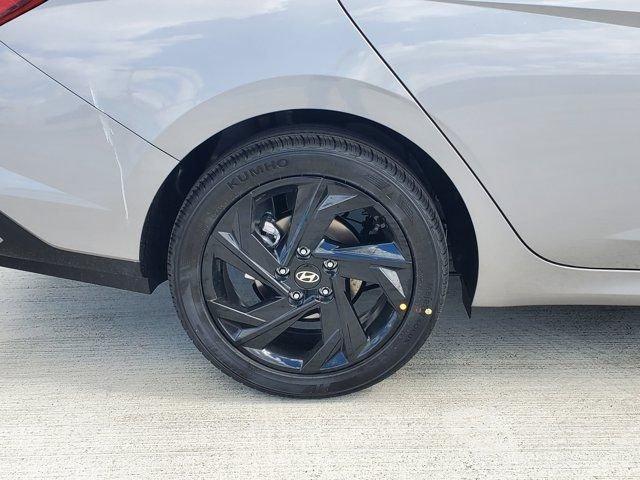 Hyundai Elantra Sel Sport Fwd 4D Sedan - Thumbnail 6