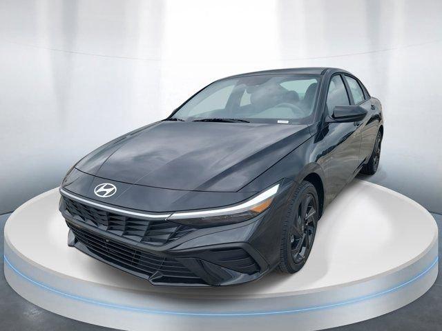 Hyundai Elantra Sel Sport Fwd 4D Sedan - Thumbnail 4