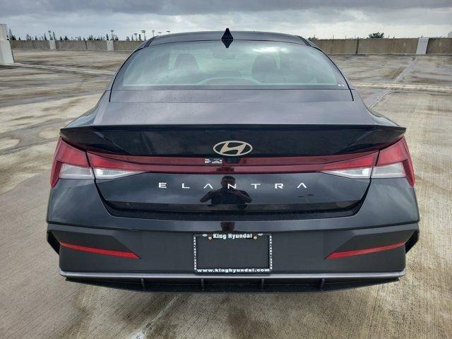 Hyundai Elantra Sel Sport Fwd 4D Sedan - Thumbnail 6