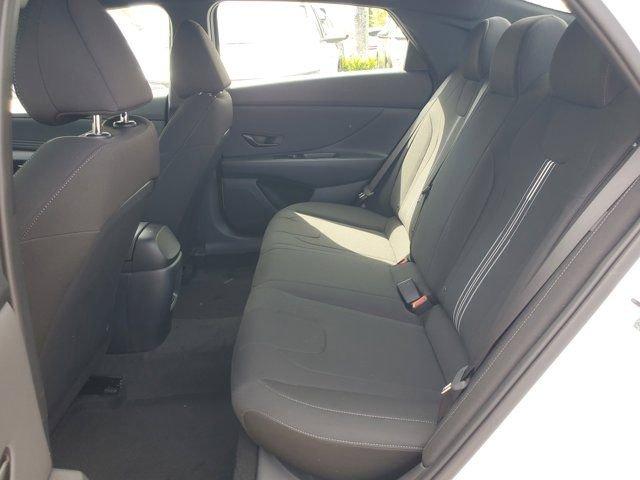 Hyundai Elantra Sel Sport Fwd 4D Sedan - Thumbnail 7