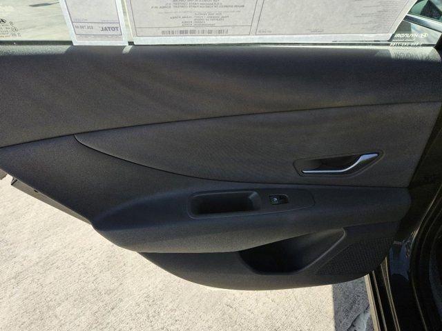 Hyundai Elantra Sel Convenience Fwd 4D Sedan - Thumbnail 15