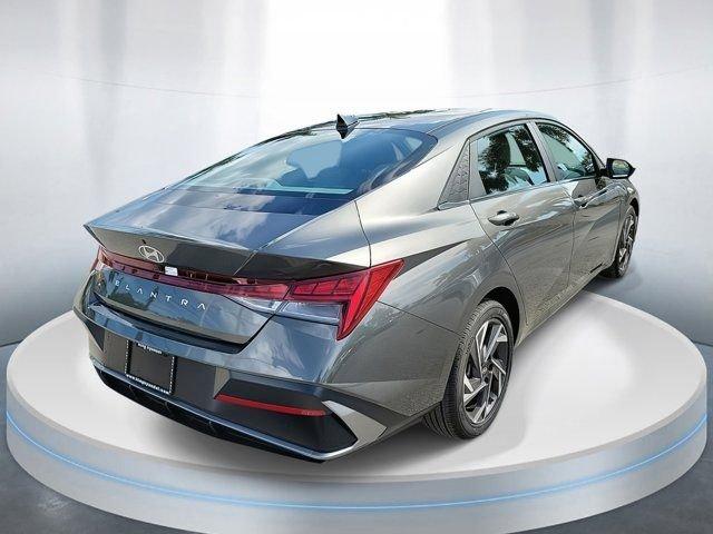 Hyundai Elantra Sel Convenience Fwd 4D Sedan - Thumbnail 5