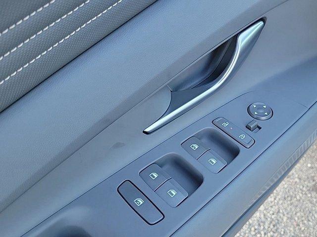 Hyundai Elantra Sel Convenience Fwd 4D Sedan - Thumbnail 18