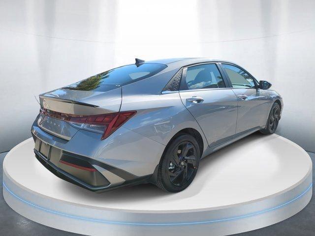 Hyundai Elantra Sel Sport Premium Fwd 4D Sedan - Thumbnail 5