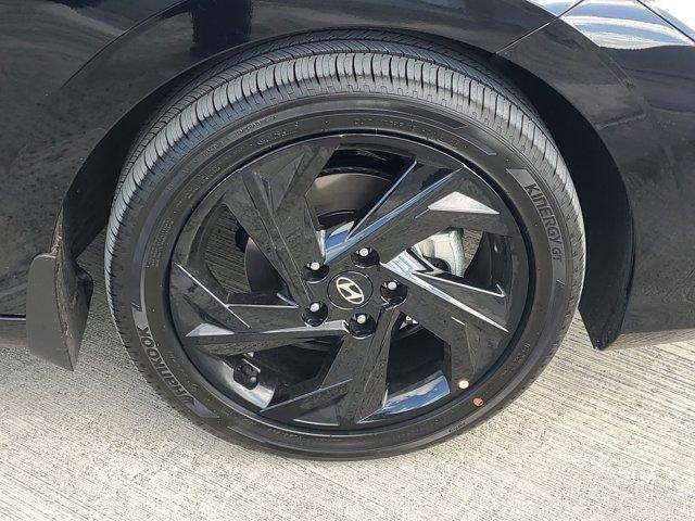 Hyundai Elantra Sel Sport Premium Fwd 4D Sedan - Thumbnail 6