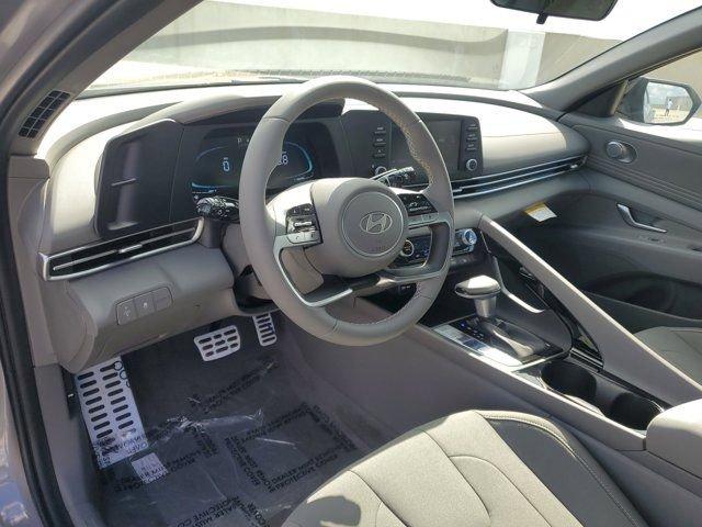 Hyundai Elantra Sel Sport Premium Fwd 4D Sedan - Thumbnail 15