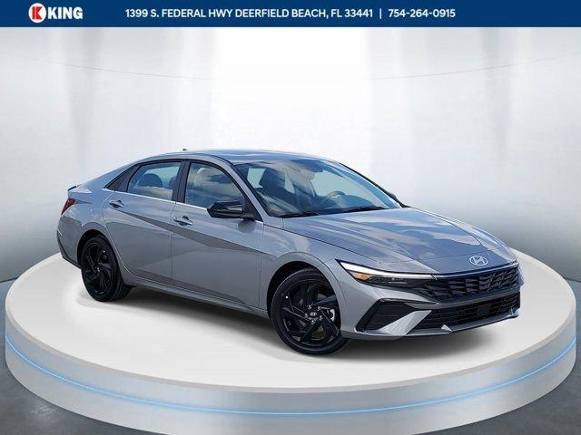 Hyundai Elantra Sel Sport Premium Fwd 4D Sedan - Thumbnail 2