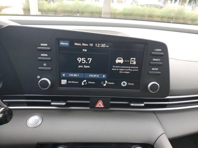 Hyundai Elantra Sel Sport Premium Fwd 4D Sedan - Thumbnail 19