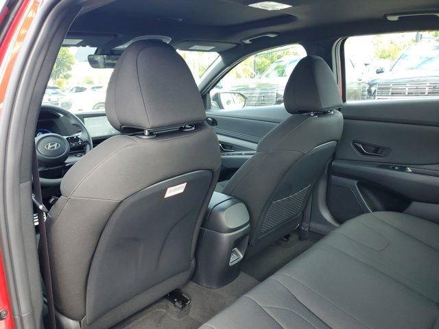 Hyundai Elantra Sel Sport Premium Fwd 4D Sedan - Thumbnail 8