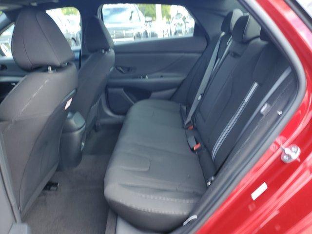Hyundai Elantra Sel Sport Premium Fwd 4D Sedan - Thumbnail 7