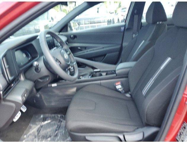 Hyundai Elantra Sel Sport Premium Fwd 4D Sedan - Thumbnail 10
