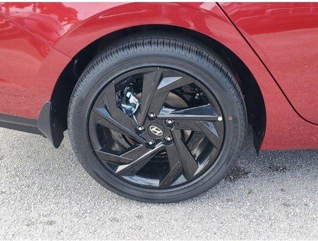 Hyundai Elantra Sel Sport Premium Fwd 4D Sedan - Thumbnail 6