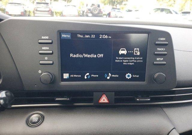 Hyundai Elantra Sel Sport Premium Fwd 4D Sedan - Thumbnail 15