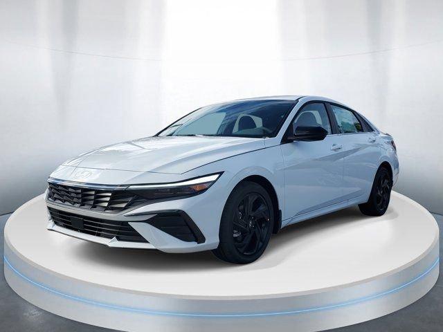 Hyundai Elantra Sel Sport Premium Fwd 4D Sedan - Thumbnail 3