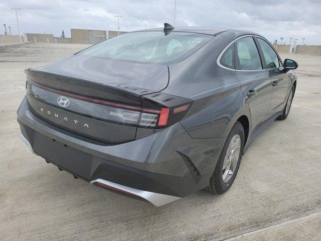 Hyundai Sonata Se Fwd 4D Sedan - Thumbnail 7