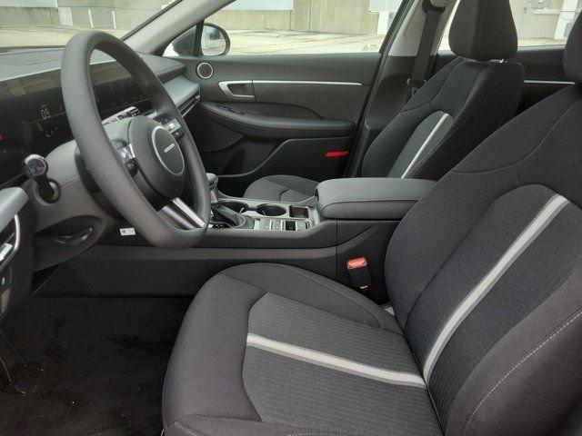 Hyundai Sonata Se Fwd 4D Sedan - Thumbnail 18