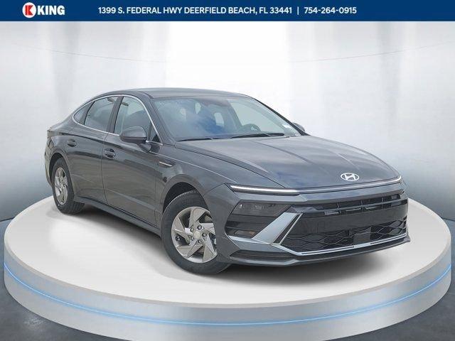 Hyundai Sonata Se Fwd 4D Sedan - View 1