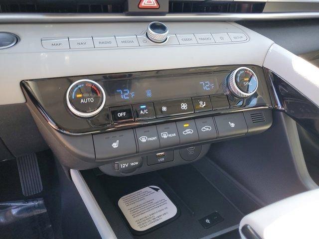 Hyundai Elantra Limited Fwd 4D Sedan - Thumbnail 17