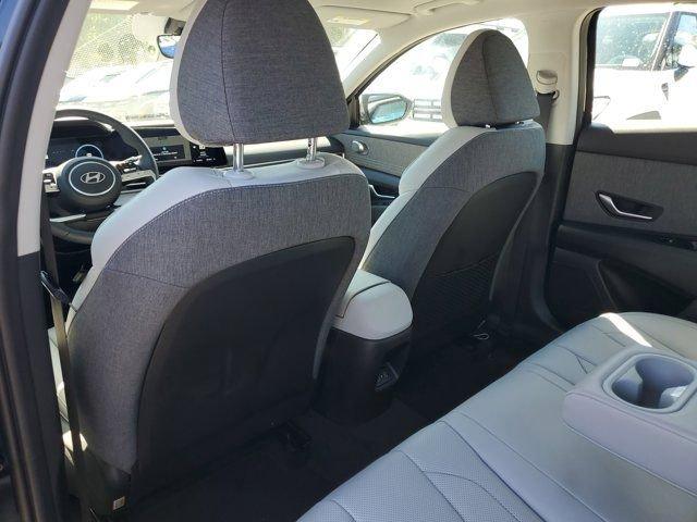 Hyundai Elantra Limited Fwd 4D Sedan - Thumbnail 8