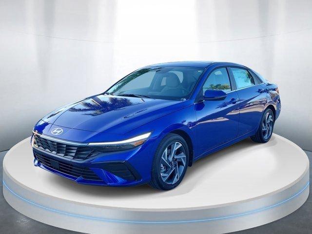 Hyundai Elantra Limited Fwd 4D Sedan - Thumbnail 4