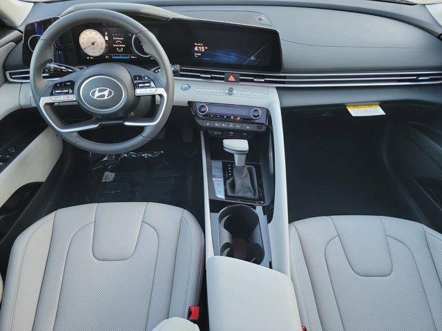 Hyundai Elantra Limited Fwd 4D Sedan - Thumbnail 14